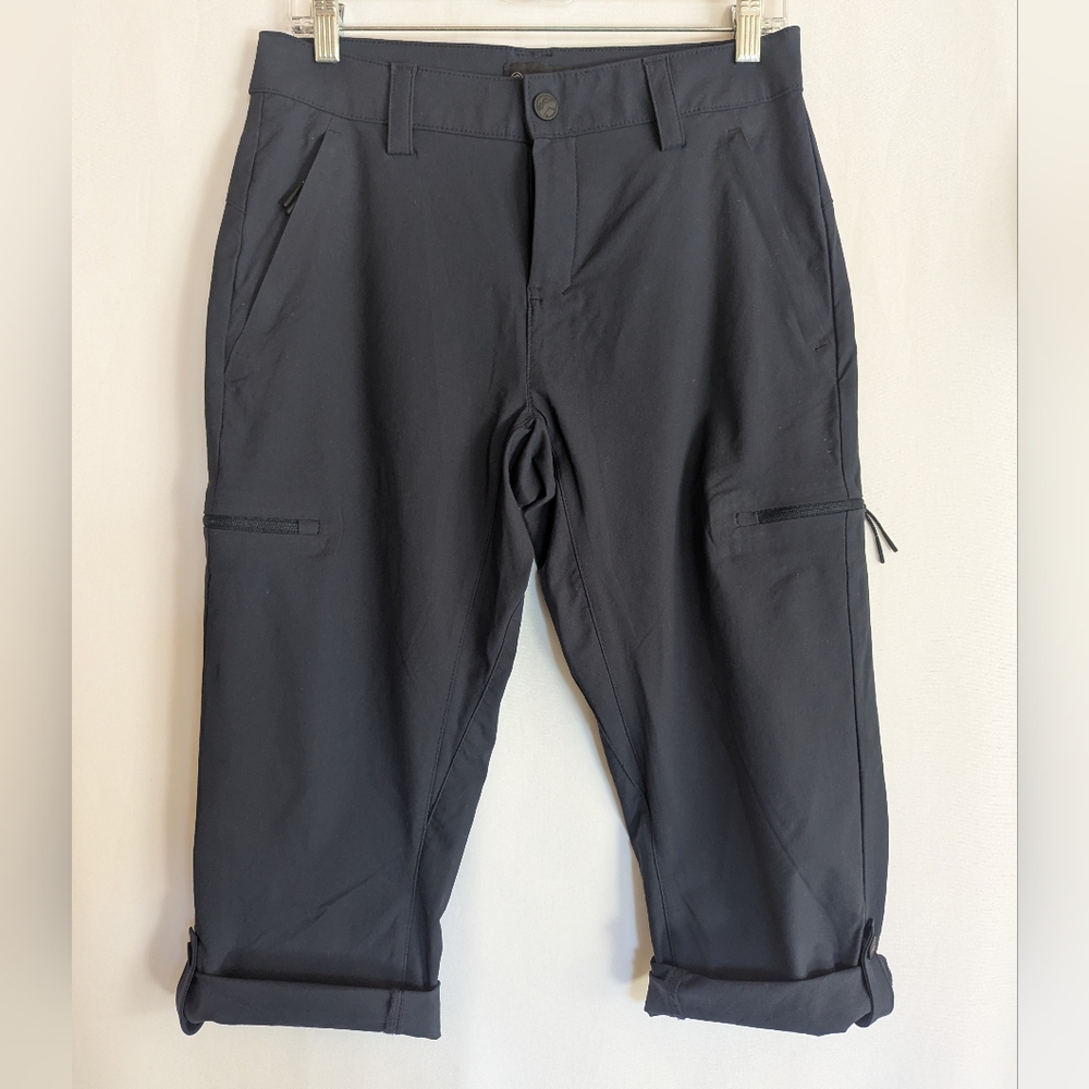 Women's 6 Navy Blue Cargo Pants Stretchy Pockets Travel Hiking Capri